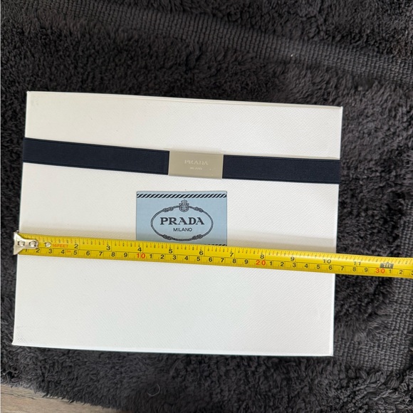 Prada Box, Prada Elastic Band - Picture 9 of 11
